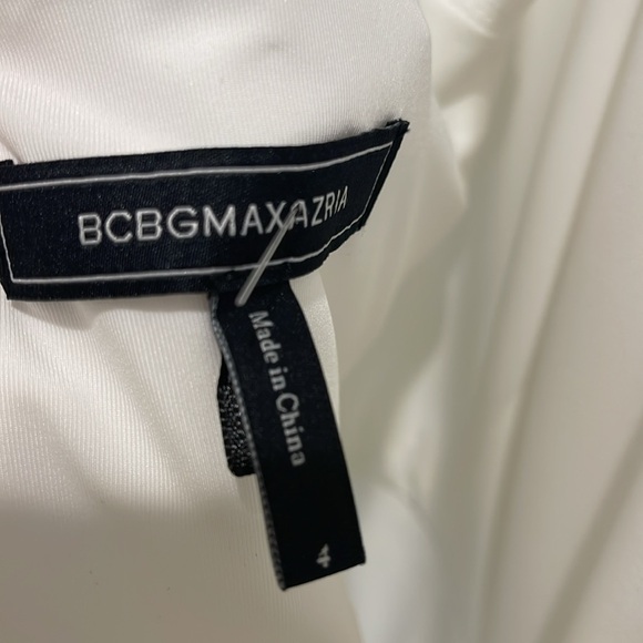 BCBGMAXAZRIA Asymmetrical Pufg sleeve dress - Picture 5 of 5